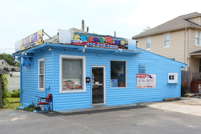 Plus de détails pour 4101 Wilkens Ave, Baltimore, MD - Commerce de détail à vendre
