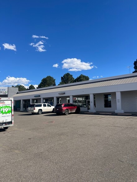 2200 S Monaco Pky, Denver, CO for lease - Building Photo - Image 1 of 67