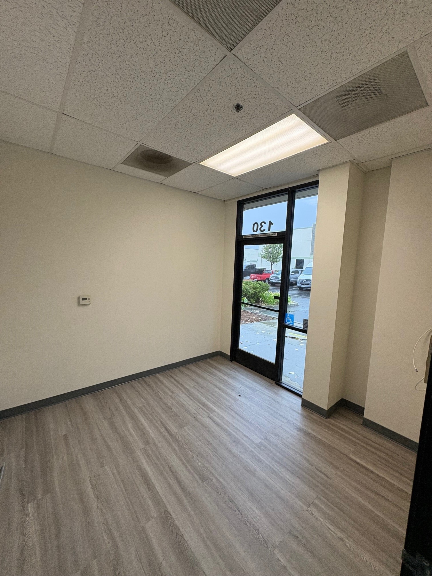 31947 Corydon Rd, Lake Elsinore, CA for lease Interior Photo- Image 1 of 3