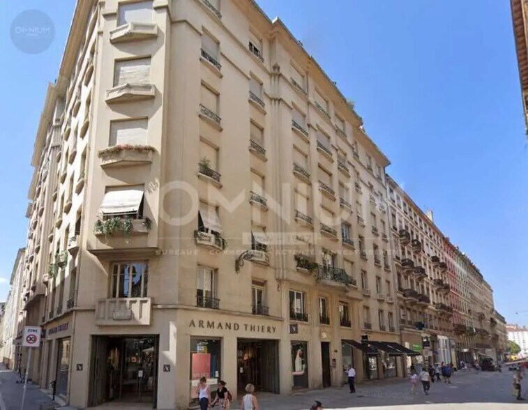 Bureau dans Lyon à louer - Photo du bâtiment - Image 2 de 4