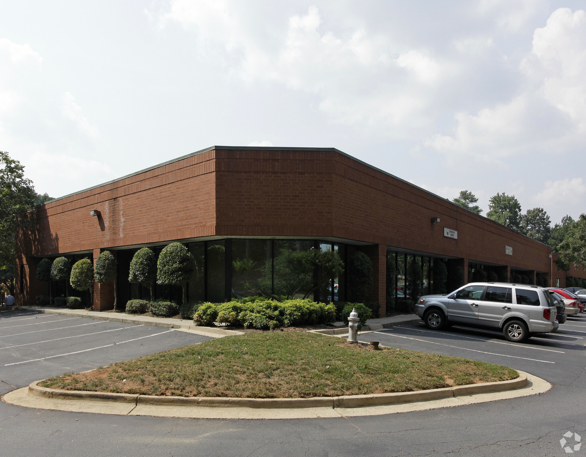 2660 Holcomb Bridge Rd, Roswell, GA for lease Primary Photo- Image 1 of 12