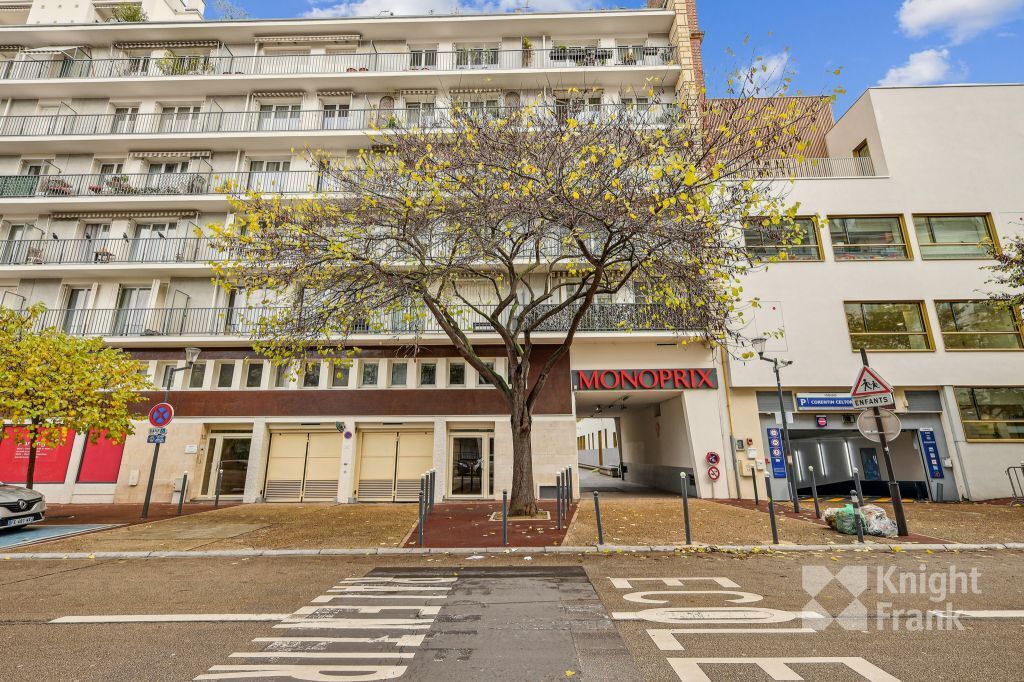 Office in Issy-les-Moulineaux for sale Building Photo- Image 1 of 10