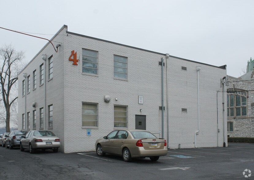 2101 N Front St, Harrisburg, PA à louer - Photo du bâtiment - Image 2 de 2
