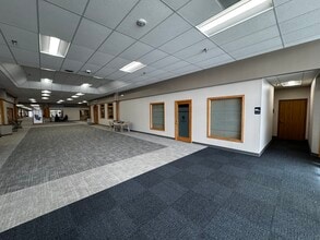 1929 N Washington St, Bismarck, ND for lease Interior Photo- Image 2 of 6