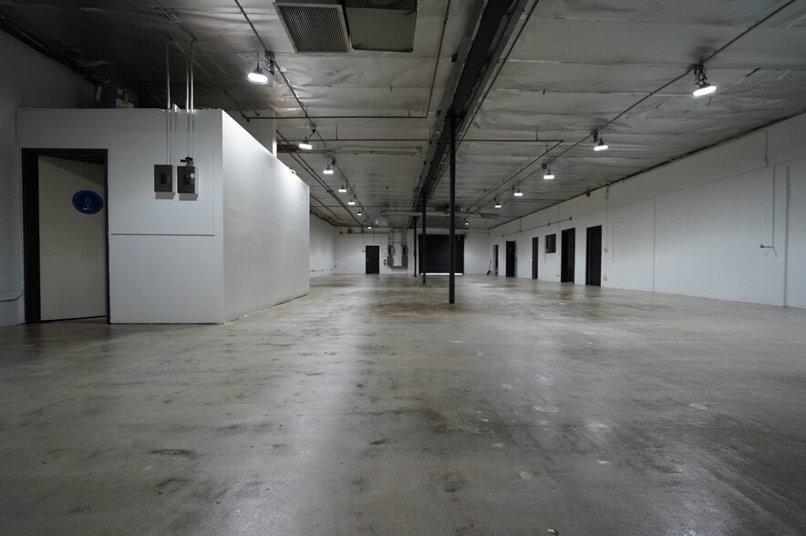144 E Santa Clara St, Arcadia, CA à louer - Photo du bâtiment - Image 3 de 23