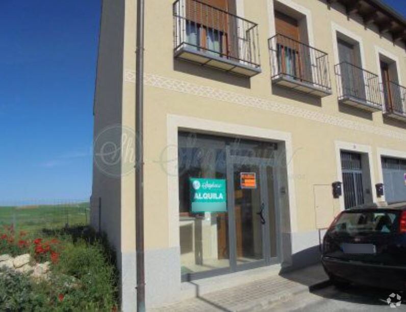 Retail in Segovia, Segovia for lease Interior Photo- Image 1 of 2