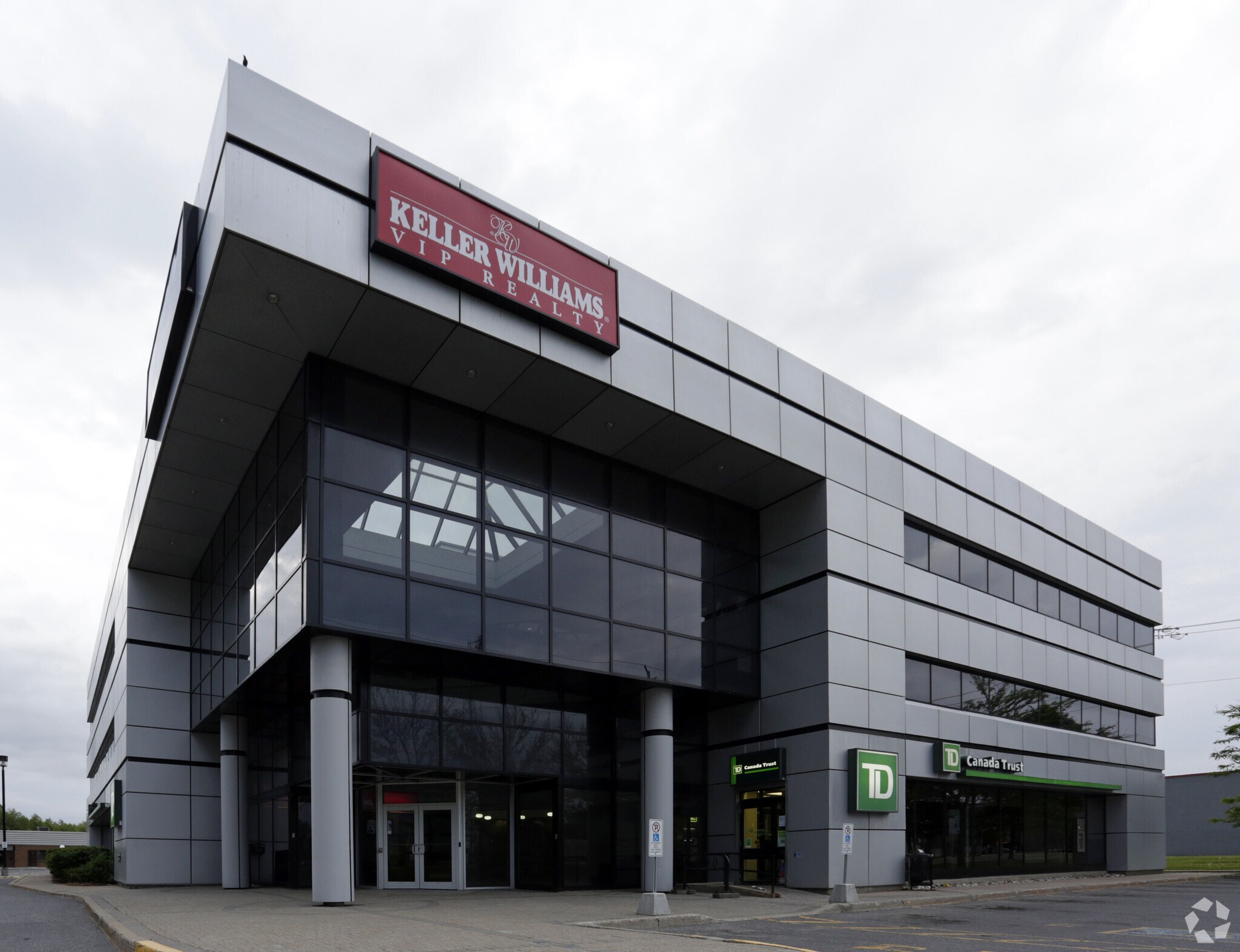 245 Menten Pl, Ottawa, ON à vendre Photo principale- Image 1 de 1