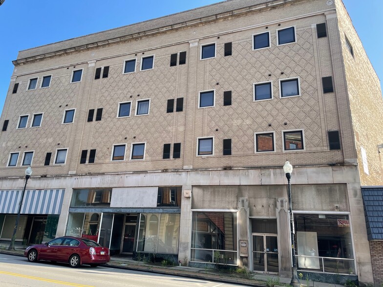 262 Connecticut Ave, Rochester, PA for sale - Building Photo - Image 2 of 22