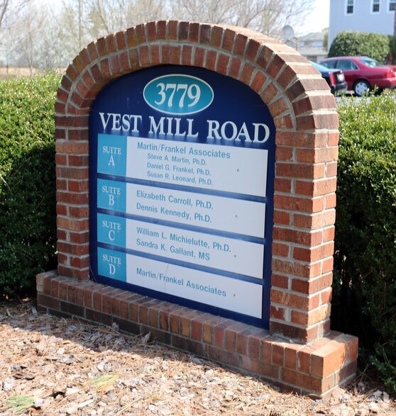 3779 Vest Mill Rd, Winston-Salem, NC à louer - Photo du bâtiment - Image 2 de 4