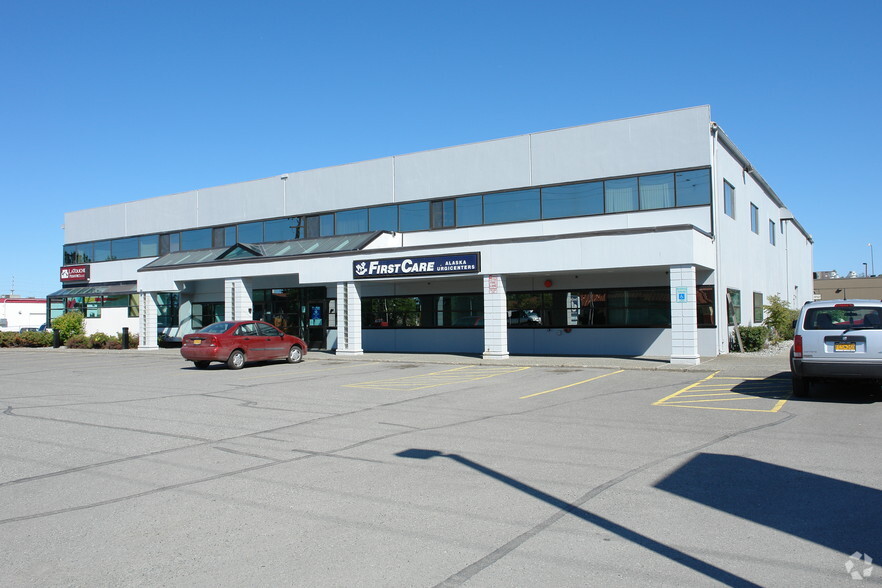 1301 Huffman Rd, Anchorage, AK for lease - Primary Photo - Image 1 of 21