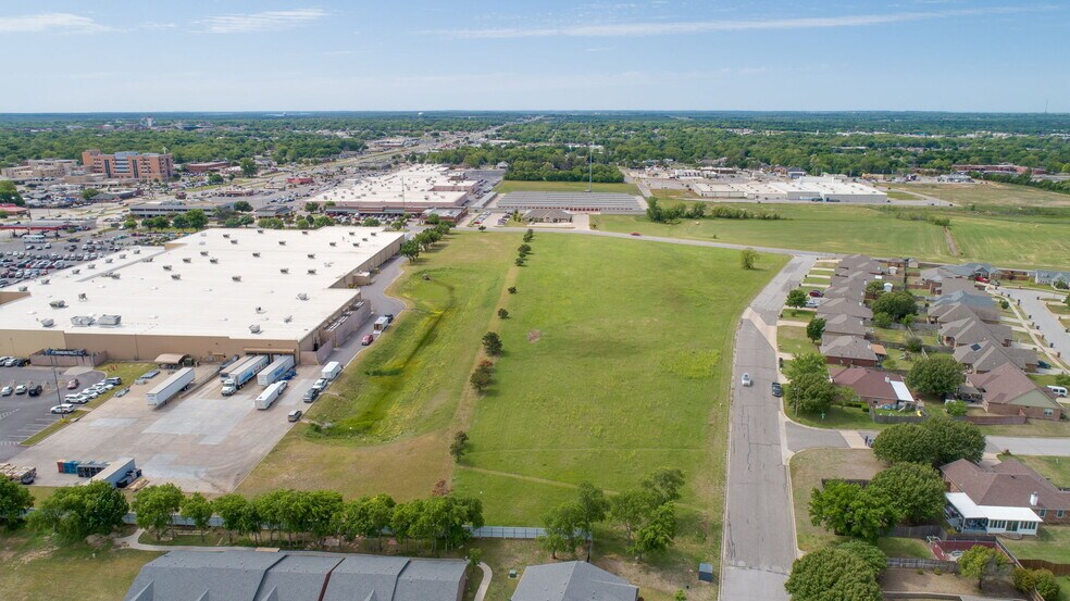 Shenandoah, Ardmore, OK for sale - Building Photo - Image 3 of 12