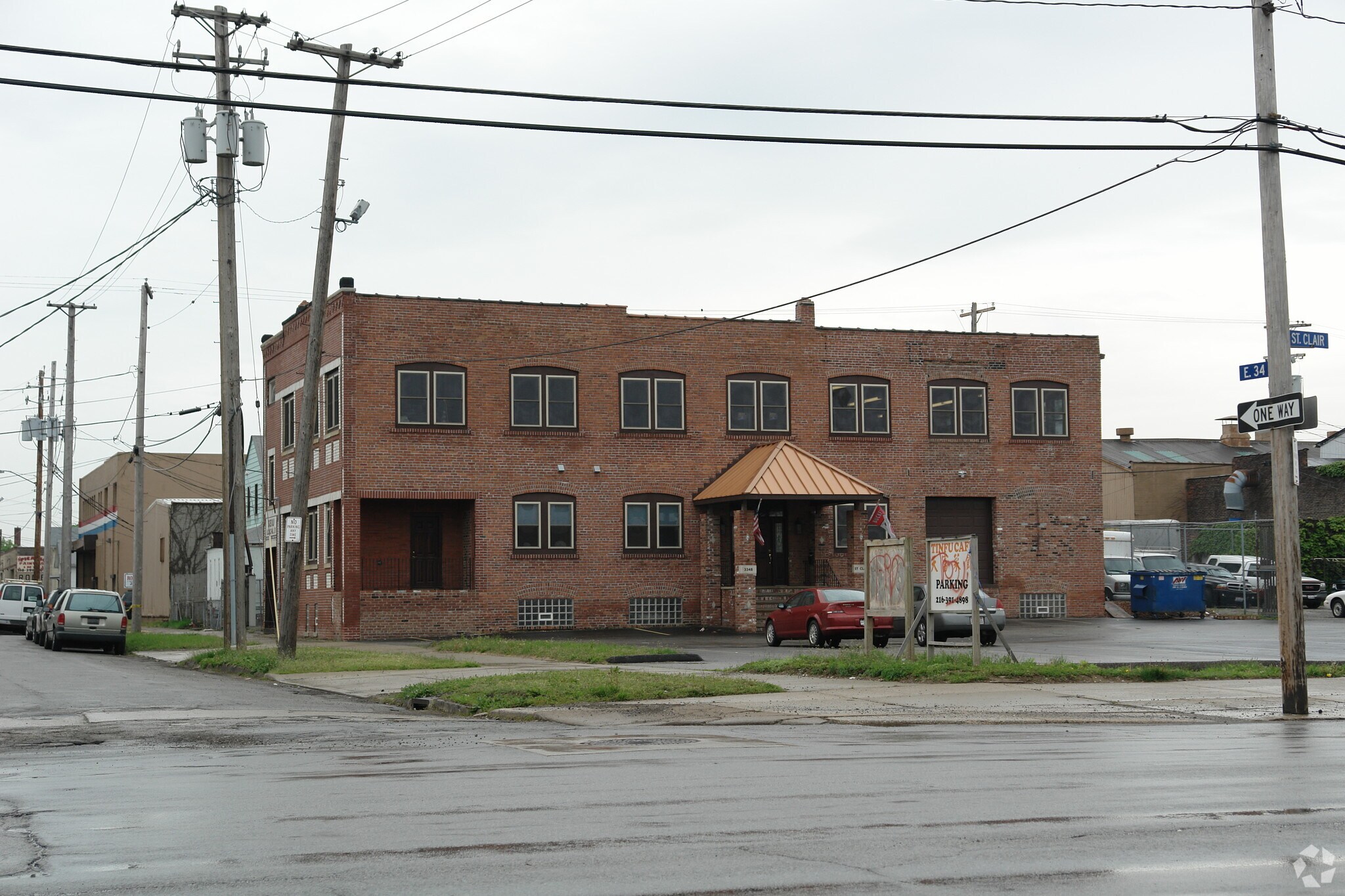 3348 St Clair Ave, Cleveland, OH à vendre Photo principale- Image 1 de 5