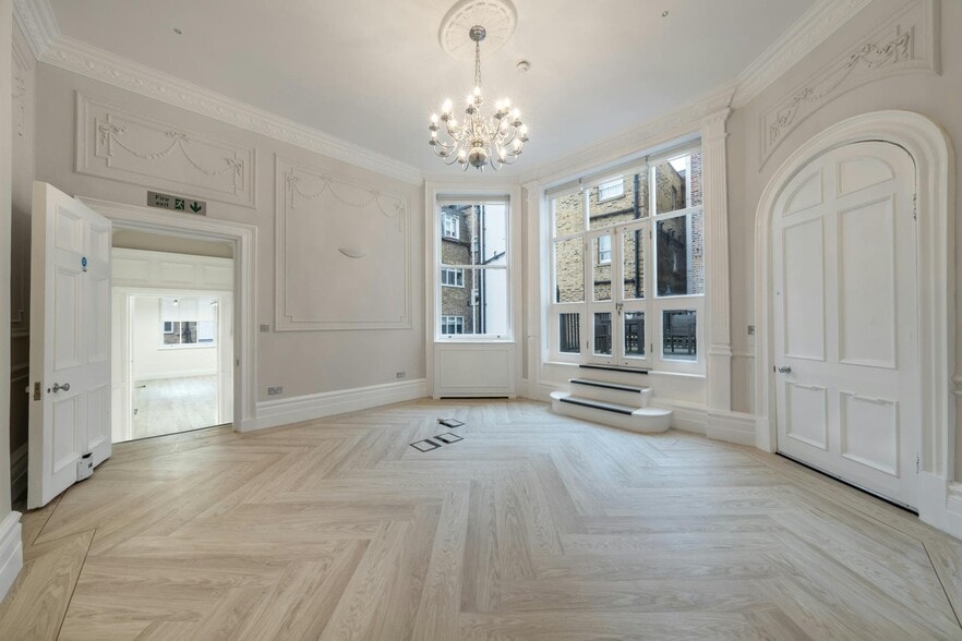 26 Curzon St, London for lease - Interior Photo - Image 3 of 14