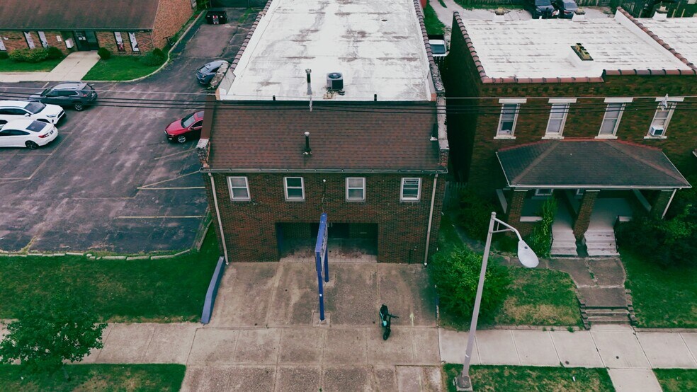 1570 S High St, Columbus, OH à vendre - Photo du bâtiment - Image 3 de 13