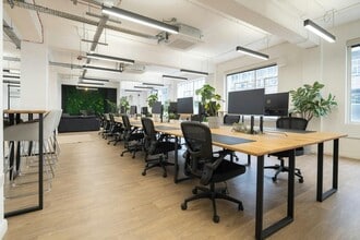 29-31 Saffron Hl, London for lease Building Photo- Image 1 of 18