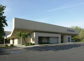 Plus de détails pour 5210 N Palm Ave, Fresno, CA - Commerce de détail à louer