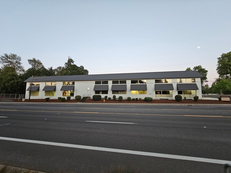 3850 Portland Rd NE, Salem, OR à vendre - Photo du bâtiment - Image 2 de 18