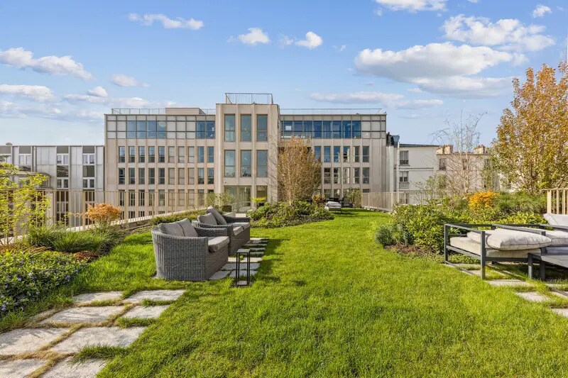 26 Avenue Des Champs Elysées, Paris for lease - Building Photo - Image 3 of 15