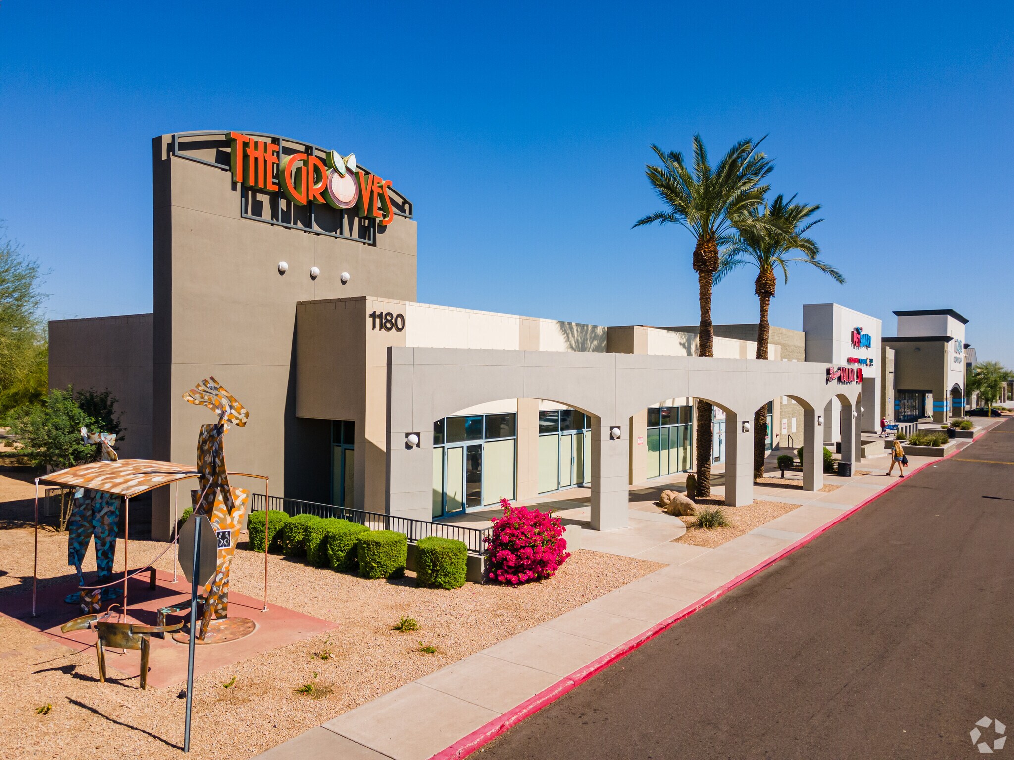 1380 W Elliot Rd, Tempe, AZ for lease Primary Photo- Image 1 of 15