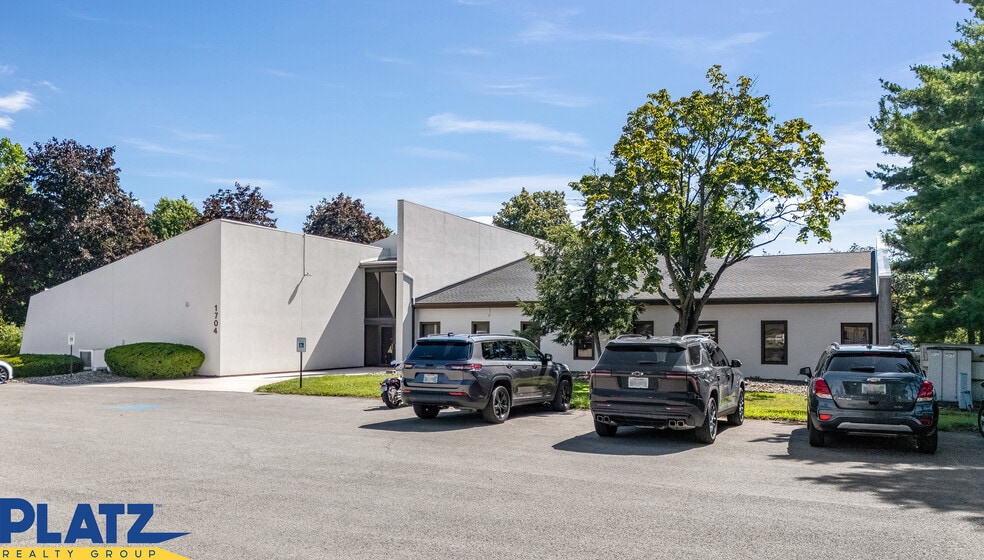 1704 North Rd, Warren, OH for lease - Building Photo - Image 2 of 7