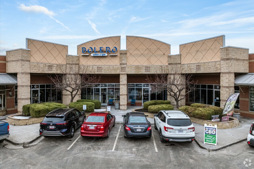 19321 E Us-40 Hwy, Independence, MO for sale - Building Photo - Image 3 of 18