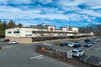 Plus de détails pour 136 Berlin Rd, Cromwell, CT - Commerce de détail à louer