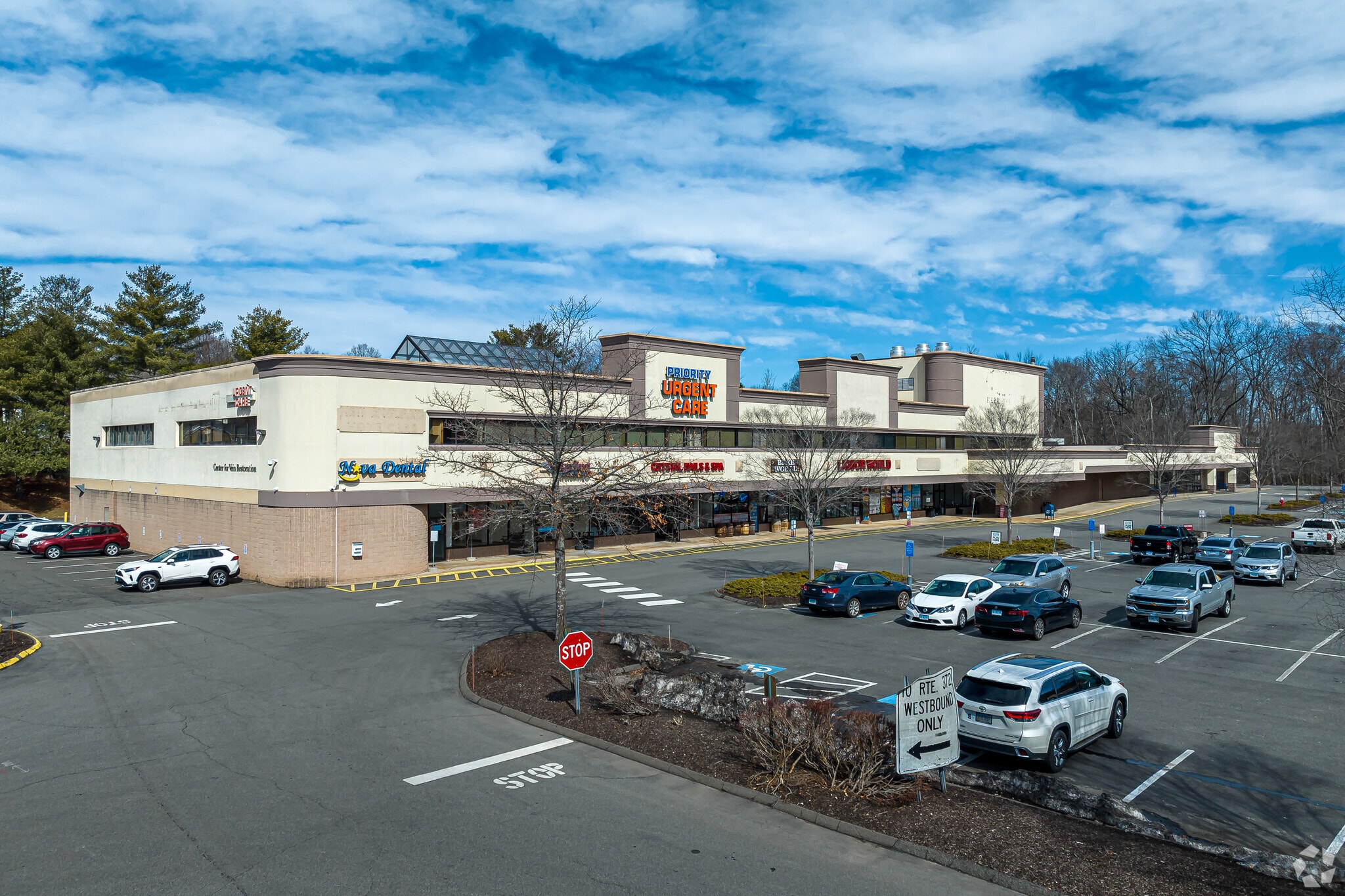 136 Berlin Rd, Cromwell, CT à louer Photo du bâtiment- Image 1 de 4