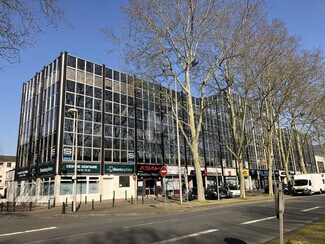 Plus de détails pour Bureau, Commerce de détail à louer