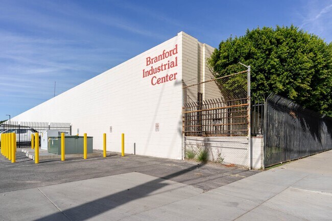 More details for 12455 Branford St, Pacoima, CA - Industrial for Sale