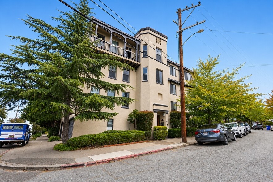 1001 Warfield Ave, Oakland, CA à vendre - Photo du bâtiment - Image 3 de 19