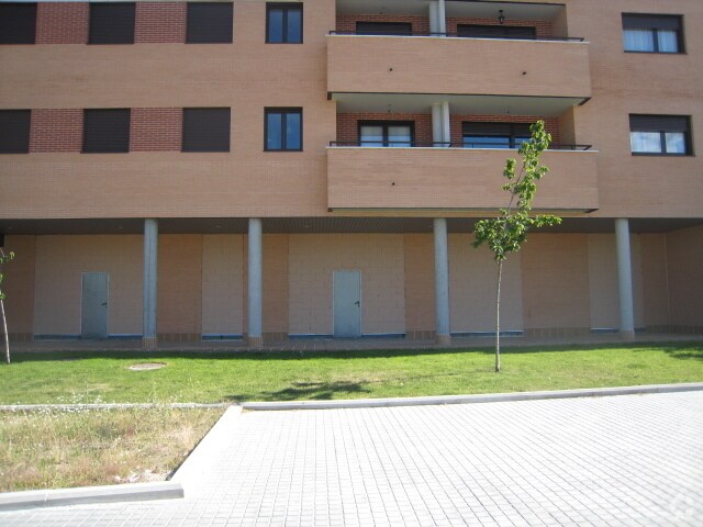 Immeuble residentiel dans Villanueva de la Cañada, Madrid à vendre - Photo intérieure - Image 1 de 1