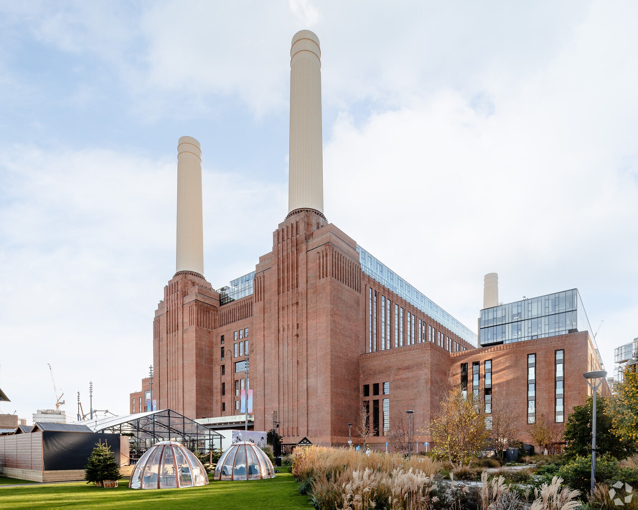 188 Kirtling St, Londres à louer Photo principale- Image 1 de 14