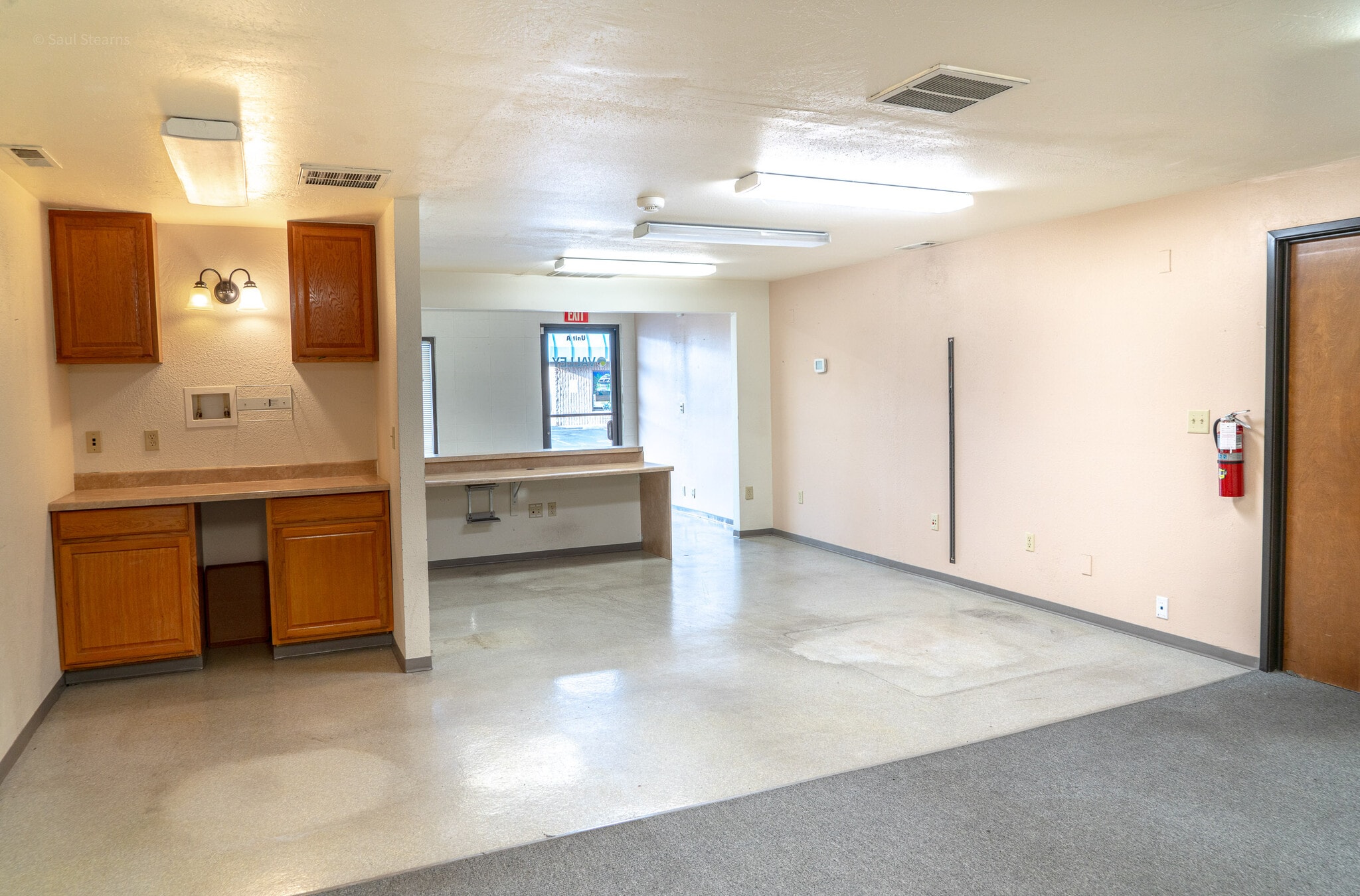 815-817 N Central Ave, Medford, OR for lease Interior Photo- Image 1 of 6