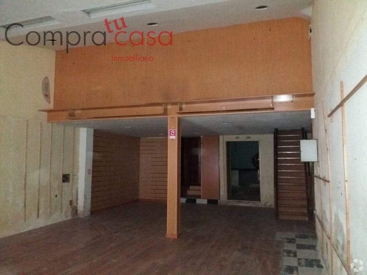 Immeuble residentiel dans Segovia, Segovia à vendre Photo intérieure- Image 1 de 2