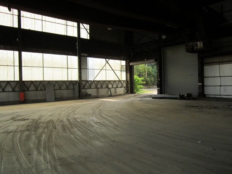 1290 Poland Ave, Youngstown, OH for lease - Building Photo - Image 2 of 13