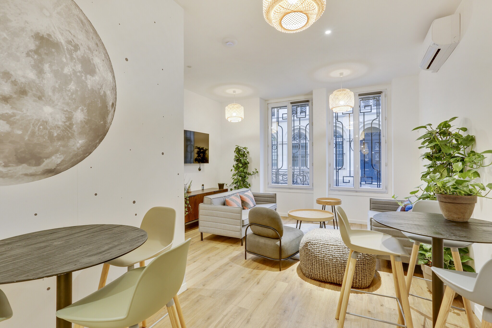 31 Cite D'Antin, Paris for lease Interior Photo- Image 1 of 4