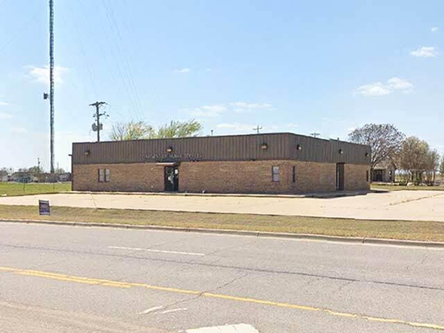 1702 N Glenn L English St, Cordell, OK for sale Building Photo- Image 1 of 12