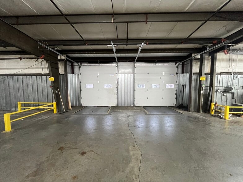 1927 Baker Rd, High Point, NC for lease - Interior Photo - Image 3 of 7