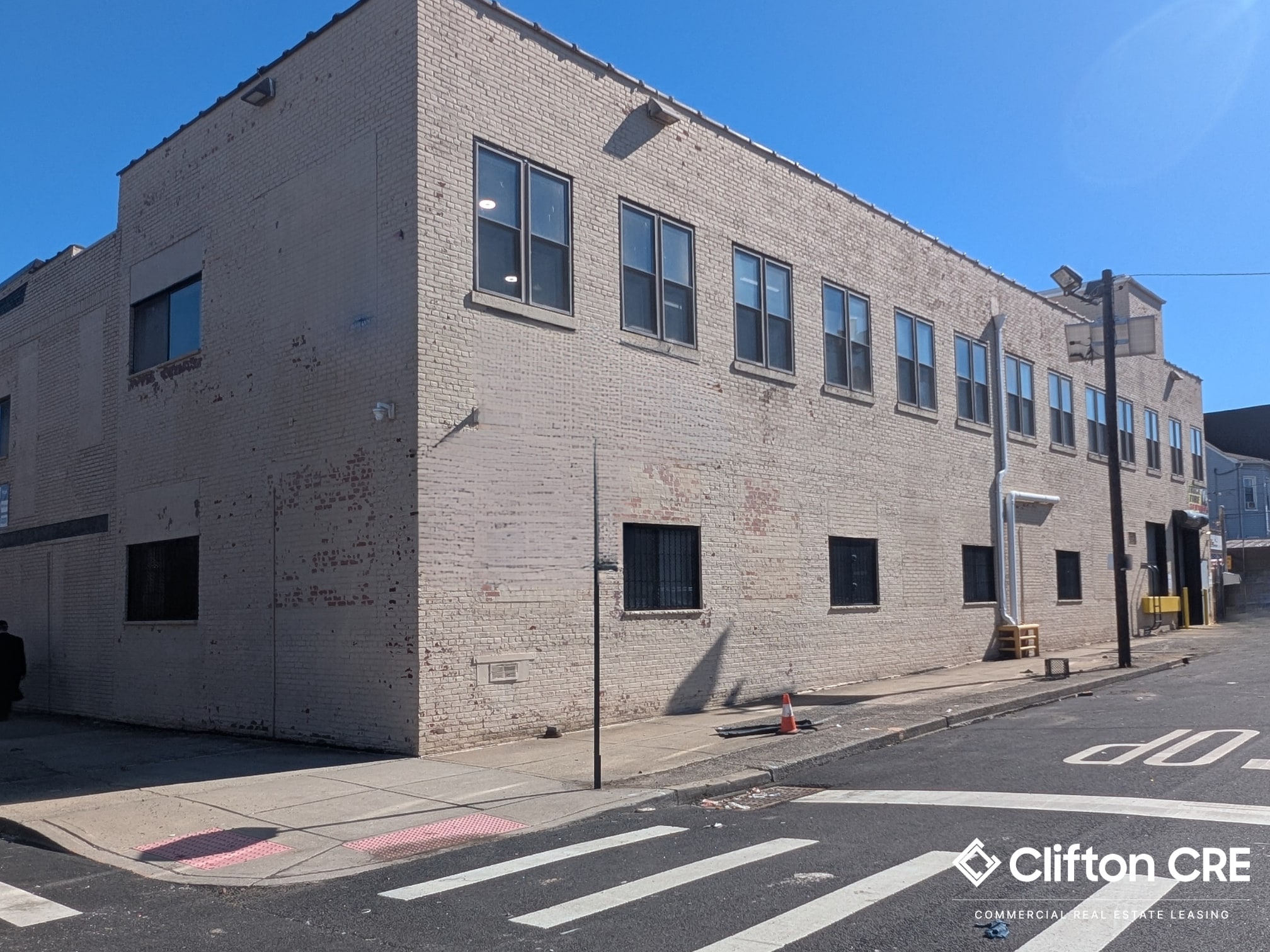 132 3rd Ave, Paterson, NJ for lease Primary Photo- Image 1 of 4