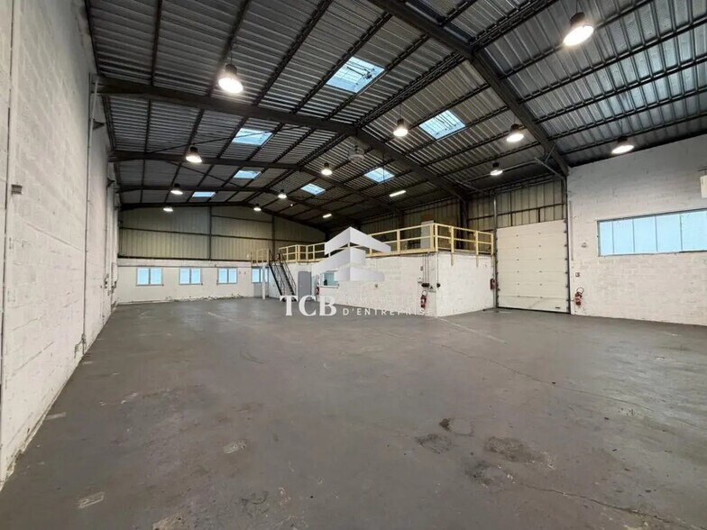 Flex dans Carquefou à louer - Photo du bâtiment - Image 3 de 10