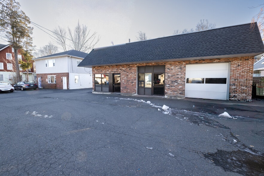 159 Park St, Bristol, CT for sale - Building Photo - Image 2 of 50
