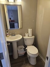 6117 N College Ave, Indianapolis, IN à louer Photo intérieure- Image 1 de 16