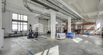 Flex in Ivry-sur-Seine for lease Interior Photo- Image 2 of 7