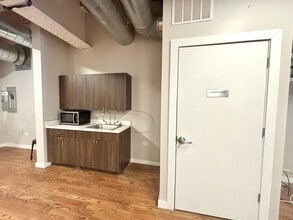 2229 S Michigan Ave, Chicago, IL for sale Interior Photo- Image 2 of 3