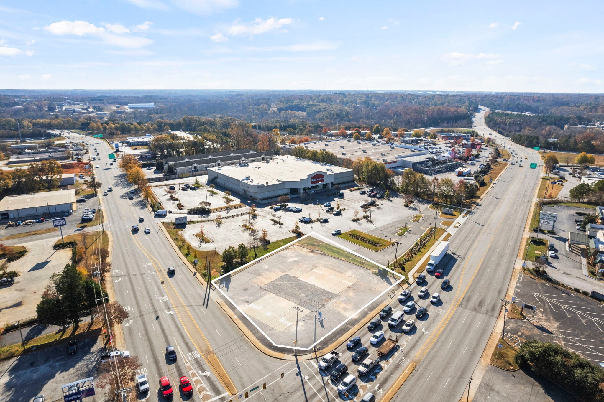 1301 S Pleasantburg Dr, Greenville, SC à louer Photo du bâtiment- Image 1 de 6