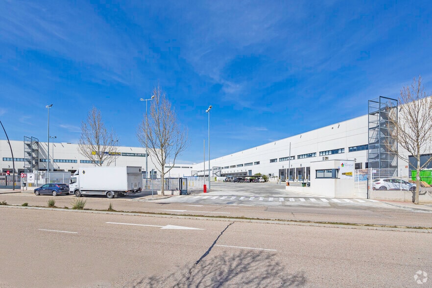Industrial in Getafe, Madrid for lease - Building Photo - Image 2 of 3