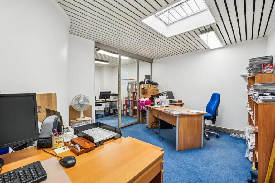 Bureau dans Levallois-Perret à vendre - Photo intérieure - Image 3 de 6
