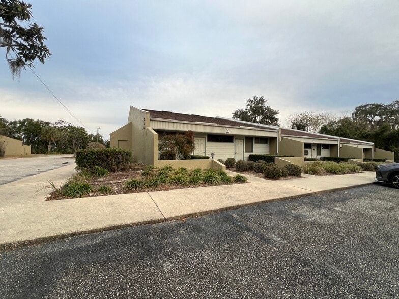 2801 SW College Rd, Ocala, FL for lease - Primary Photo - Image 1 of 3