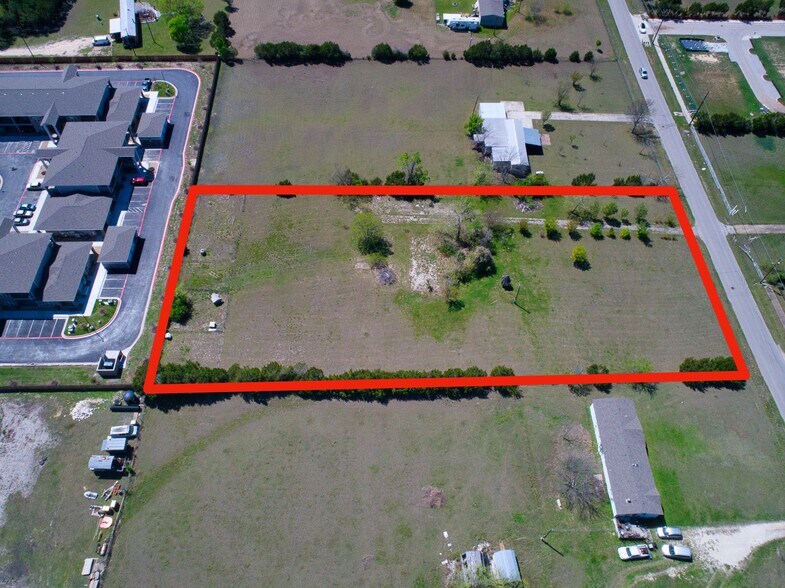 414 Lion Dr, Leander, TX à vendre - Aérien - Image 2 de 7