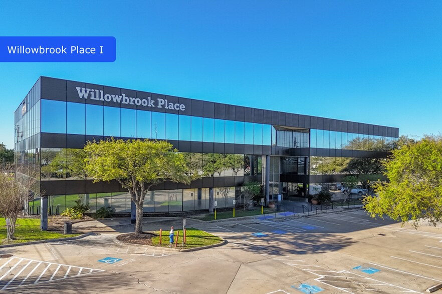 Willowbrook Place I & II portefeuille de 2 propriétés à vendre sur LoopNet.ca - Photo du bâtiment - Image 2 de 10